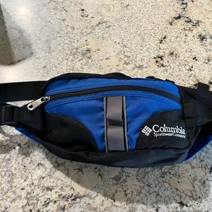 Columbia sports waist pack